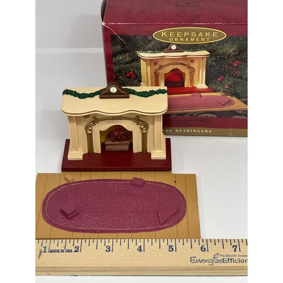VTG 1993 Hallmark Keepsake Ornament | The Bearingers Fireplace with Floor Base - Picture 10 of 10